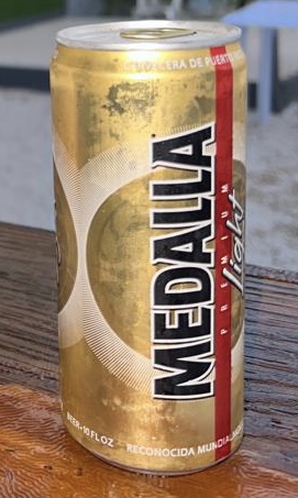 Medalla Light
